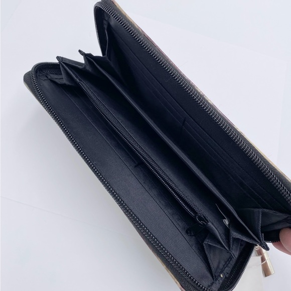 Bosco Nebbioso Kitty Cat in Sunglasses Zip Around Wallet - Picture 4 of 5